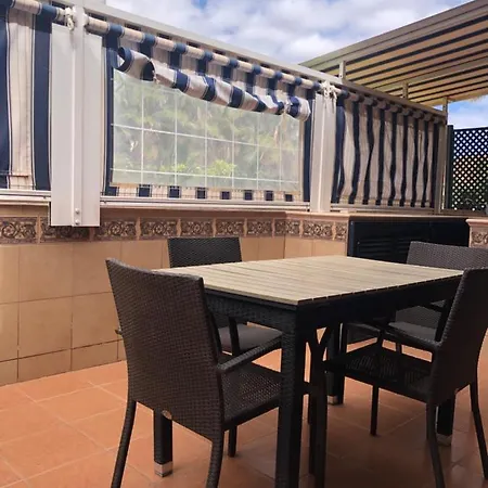Apartamento 3 Dormitorios, Wifi Gratis, Piscinas, Muy Bien Ubicado *