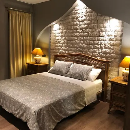 Apartamento 3 Dormitorios, Wifi Gratis, Piscinas, Muy Bien Ubicado *