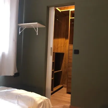 아파트 Apartamento 3 Dormitorios, Wifi Gratis, Piscinas, Muy Bien Ubicado *