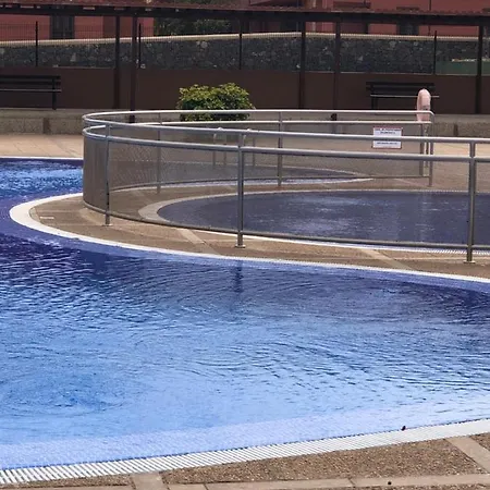 Apartamento 3 Dormitorios, Wifi Gratis, Piscinas, Muy Bien Ubicado 아파트
